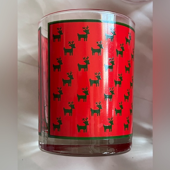Set of 8 Vintage Christmas Holiday Tumbler low ball glasses by Georges Briard - Picture 3 of 9